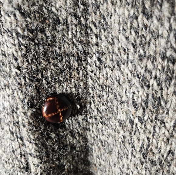 Men's sweater - Picture 2 of 4